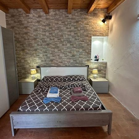Appartamenti In Centro Storico A 15 Min Dal Lago D'Iseo - Free Wi-Fi - Ac Pallazzolo sull'Oglio Eksteriør billede
